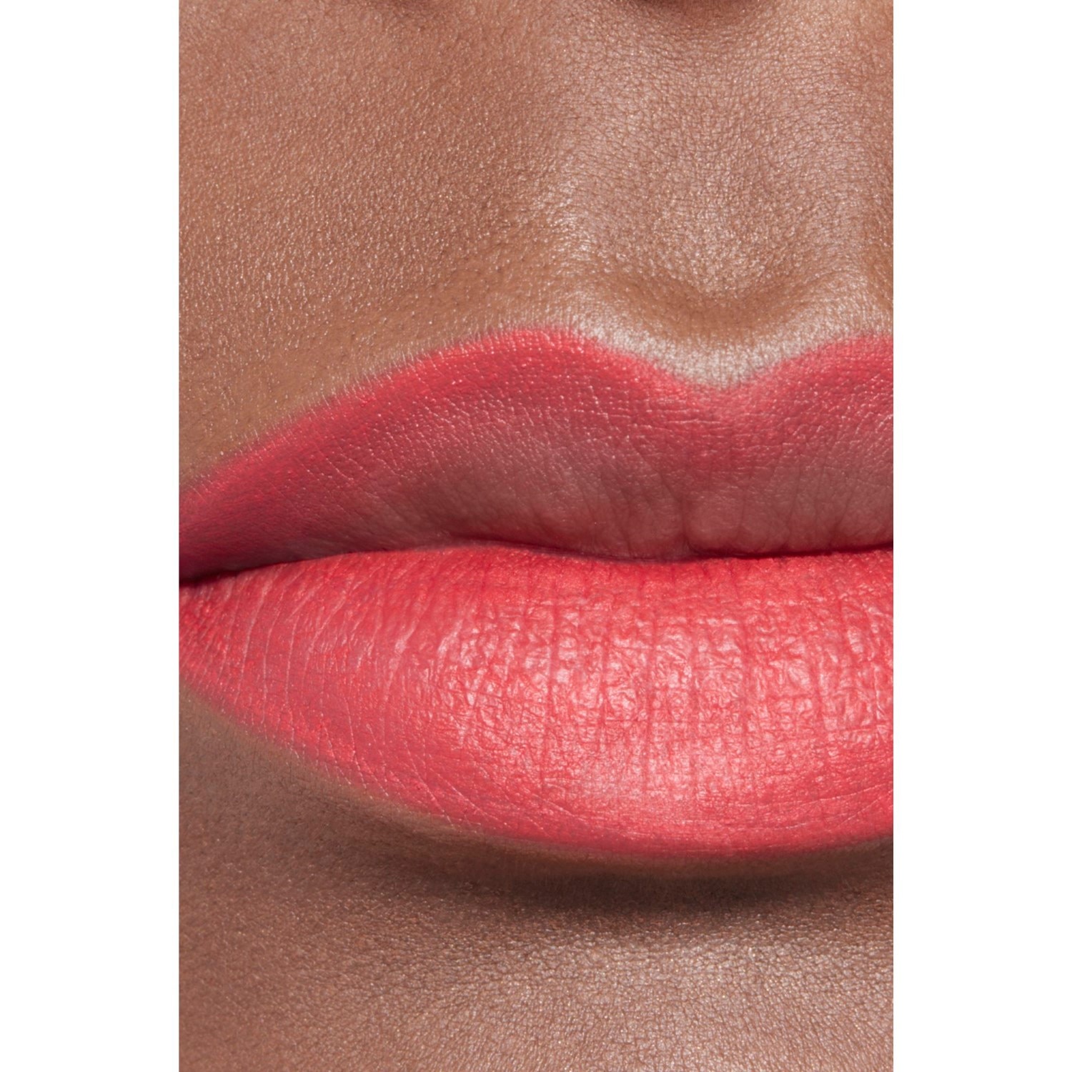 LÁPIZ CONTORNO DE LABIOS DE LARGA DURACIÓN